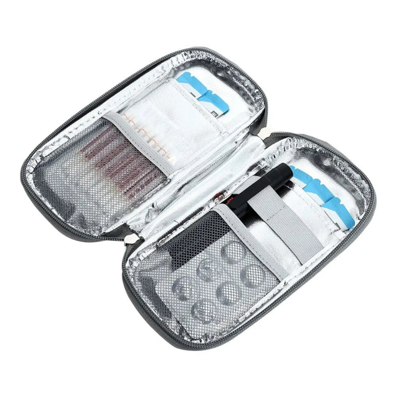 Sac isotherme pour médicament ouvert avec médicament
